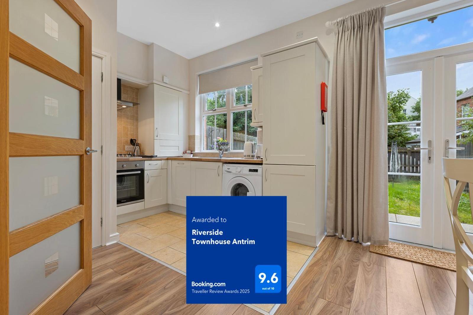 Riverside Townhouse Antrim Exterior photo