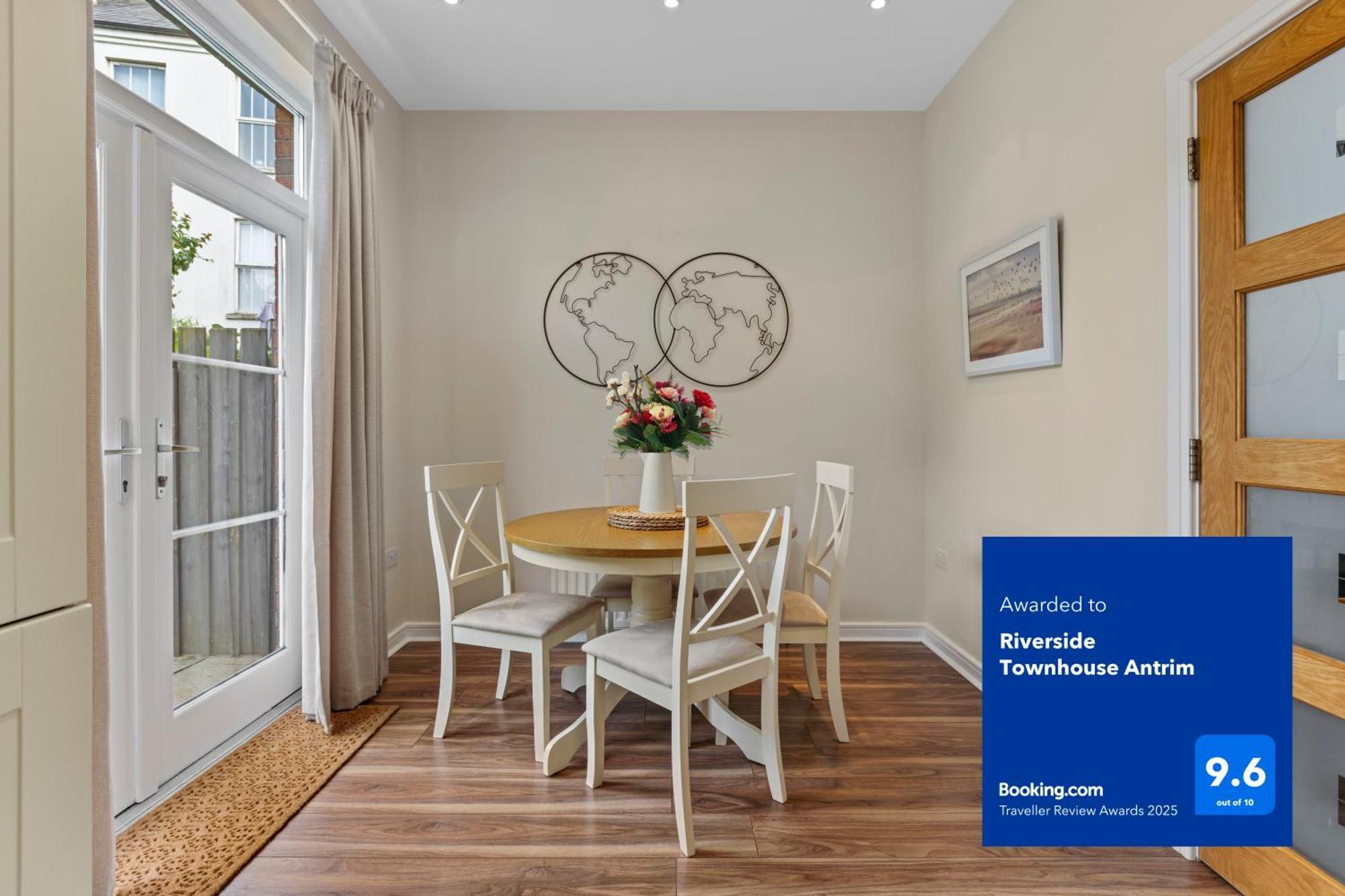 Riverside Townhouse Antrim Exterior photo